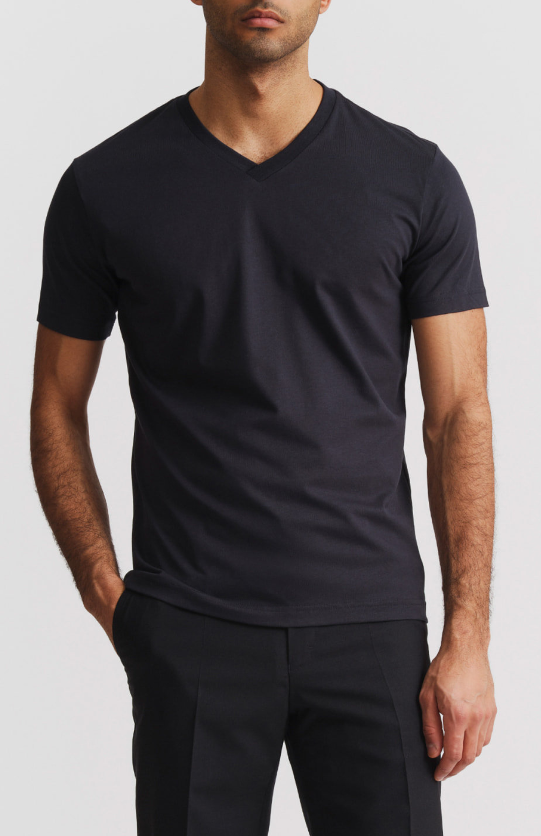 Camiseta Básica Masculina Algodão Gola V - Basic T-shirt